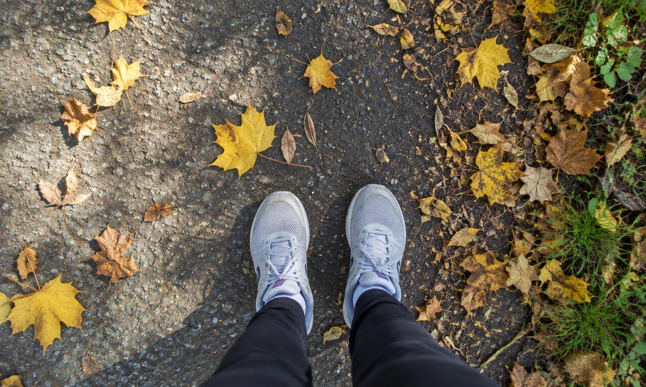 Une marche de vingt minutes suffit à aérer une journée chargée.